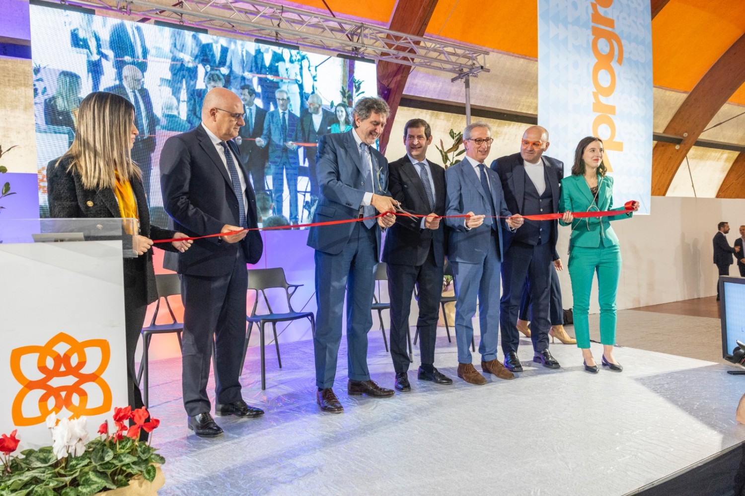 https://www.terredichieti.net/archivi/immagini/2023/P/Progress-2023-taglio-del-nastro.jpeg