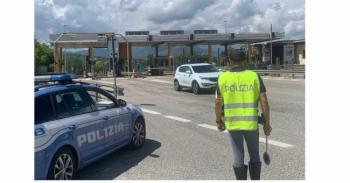poliziaautostrada.jpg