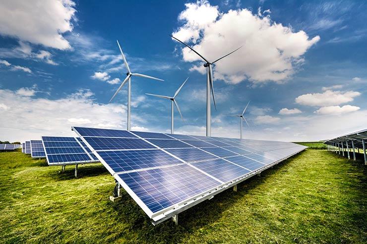https://www.terredichieti.net/archivi/immagini/2025/E/eolico-e-fotovoltaico.jpg