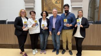 Associazioni-con-sindaco.jpg